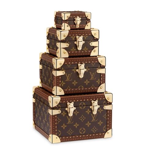 Products by Louis Vuitton: Malle Pyramide Trunks